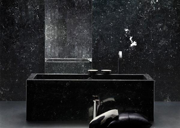 Черный мрамор в отделке ванной