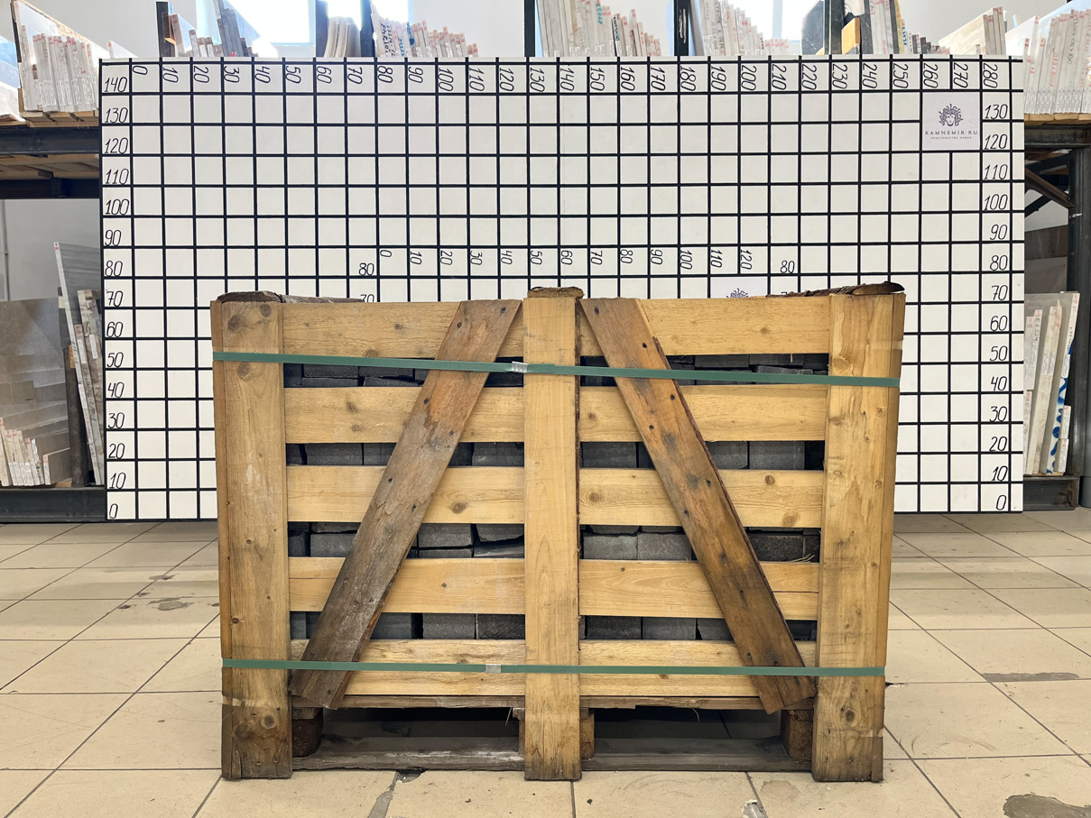 Изображение Брусчатка  (100х100х100 мм)/Гранит Dark Brown/Коричневый/Колото-пиленный