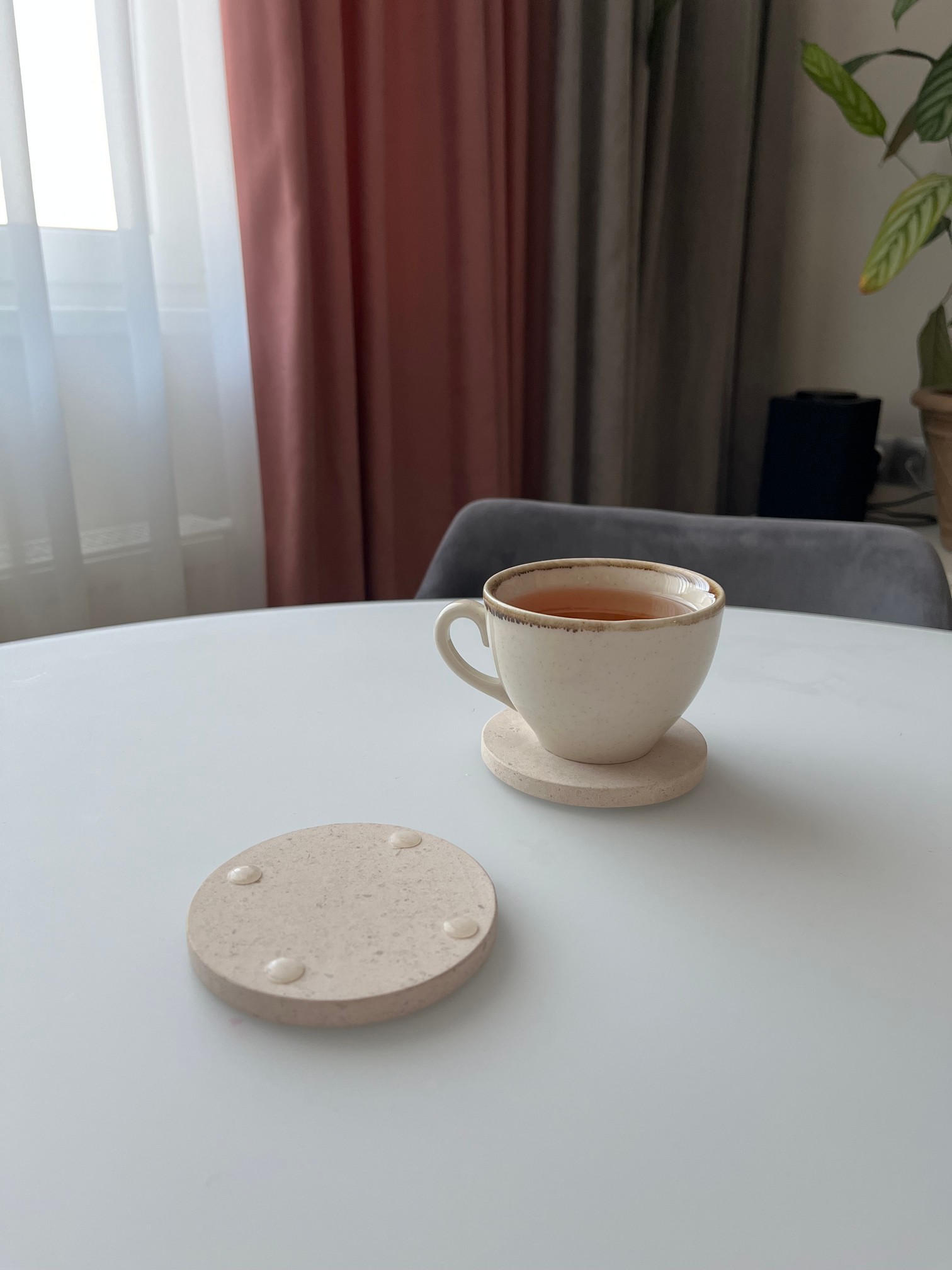 СПK Набор из 4х шт Подставка круглая (91х91х40 мм)/Известняк Branco Valongo/Бежевый/Лощение - изображение 6