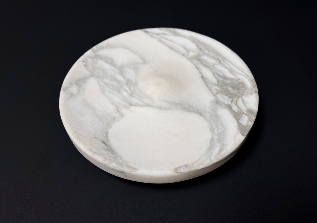 СПK Ключница круглая (185х185х18 мм)/Мрамор Calacatta/Белый/Лощение - изображение 2