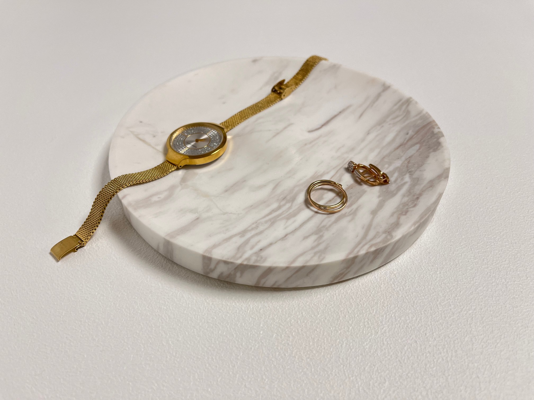 СПK Ключница круглая (185х185х18 мм)/Мрамор Pirgon/Белый/Лощение - изображение 1