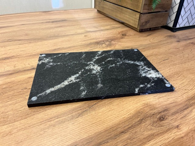 СПK Подставка "Поднос" (300х200х10 мм)/Гранит Гранатовый Амфиболит/Черный/Антик - изображение 4