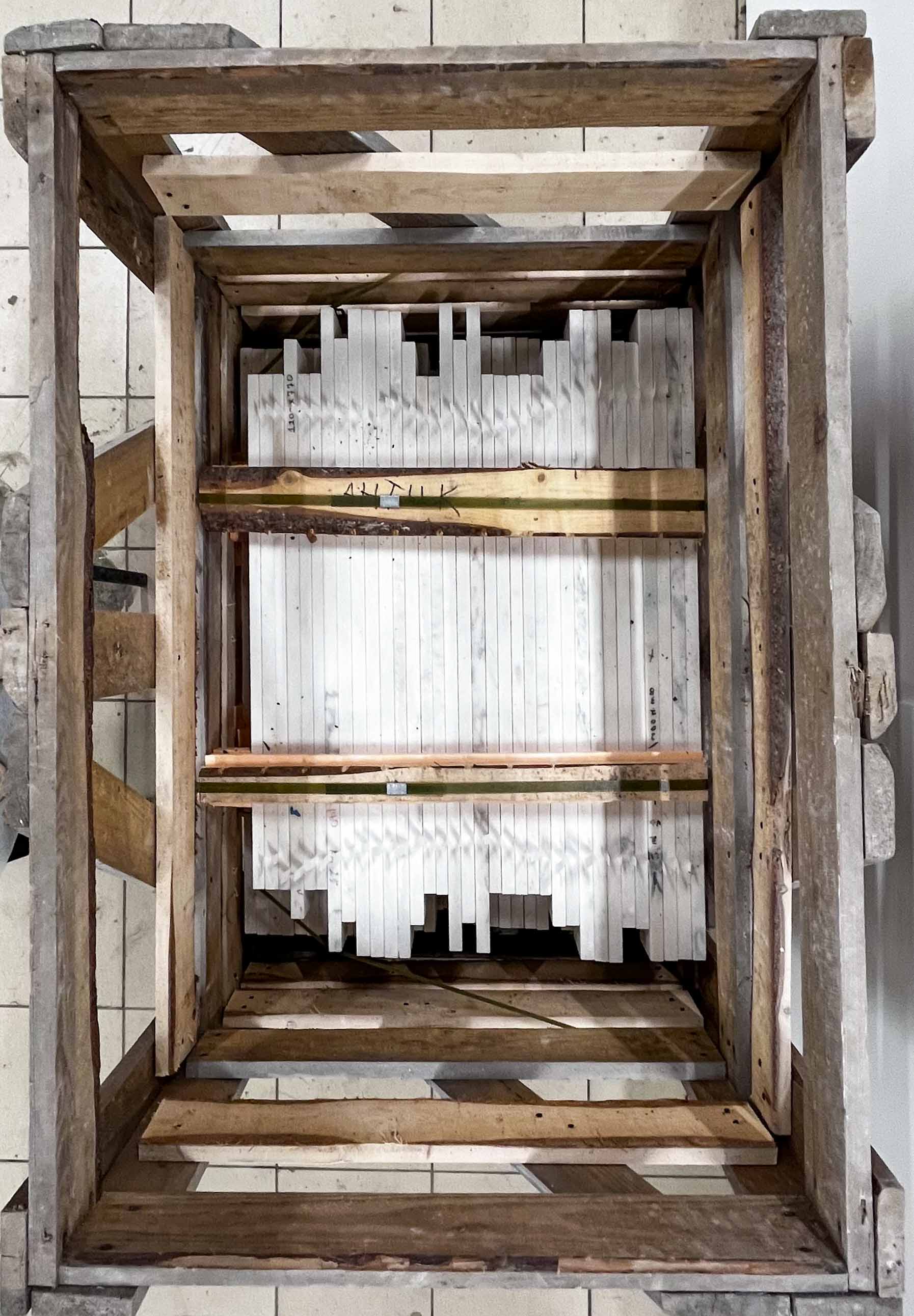 Заготовка  (800х100х20 мм)/Мрамор Bianco Lasa Vena Oro/Белый/Антик - изображение 2