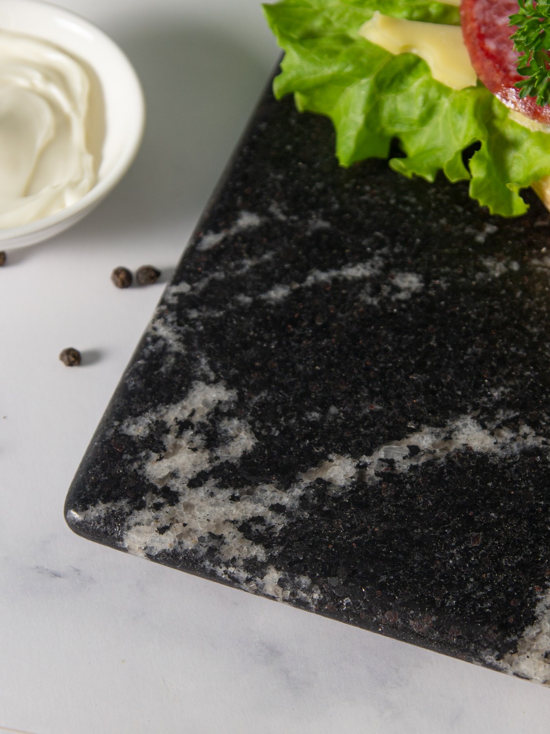 СПK Подставка "Поднос" скругленный (300х200х10 мм)/Гранит Гранатовый Амфиболит/Черный/Антик - изображение 7