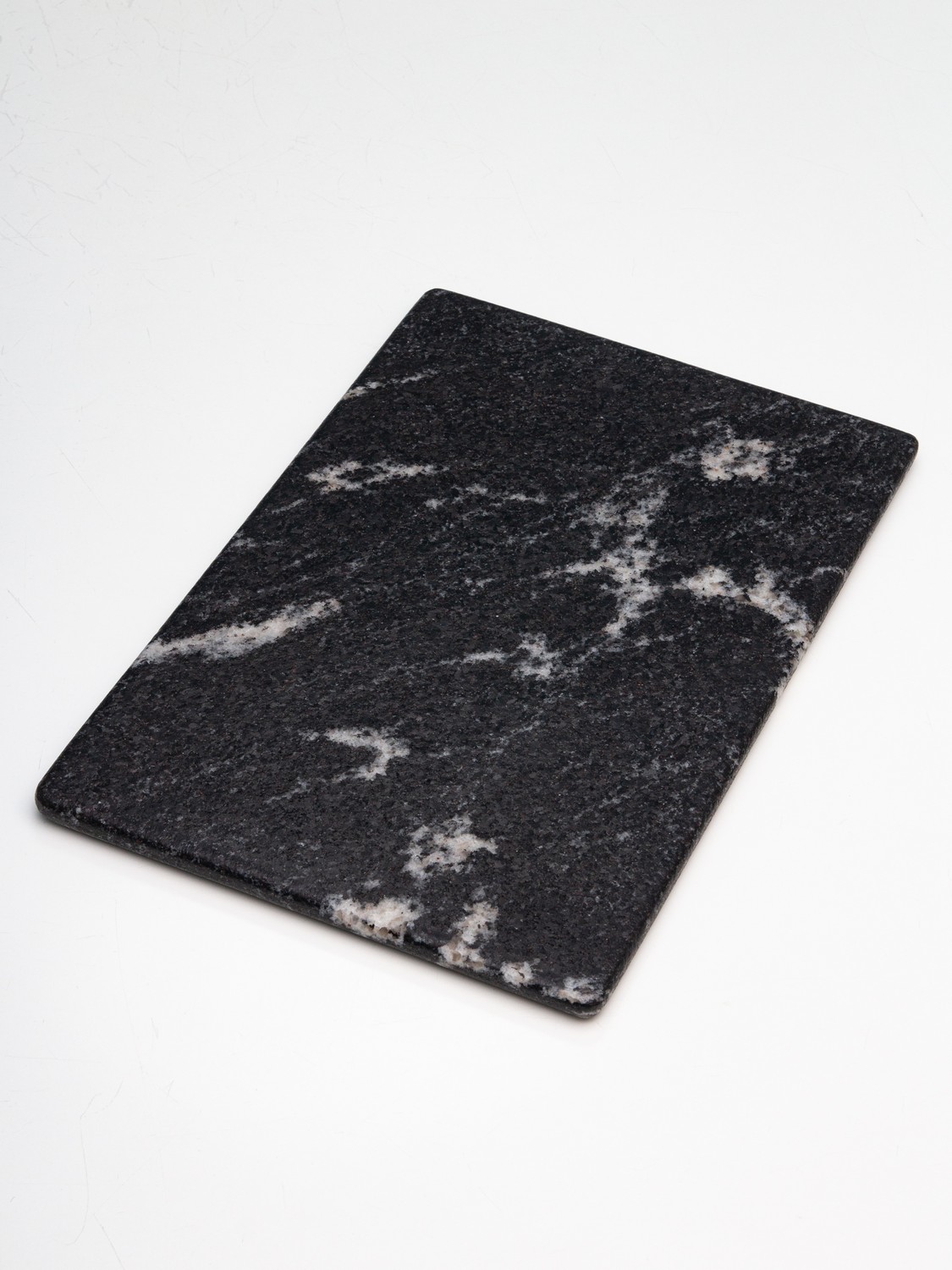 СПK Подставка "Поднос" скругленный (300х200х10 мм)/Гранит Гранатовый Амфиболит/Черный/Антик - изображение 9