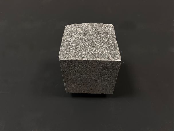 Брусчатка F2530 (100х100х100 мм)/Гранит Габбро/Черный/Колото-пиленный - изображение 3