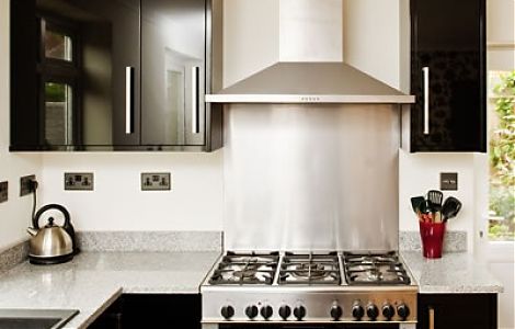 Кухонные столешницы из светлого гранита Platinum White изображение 4