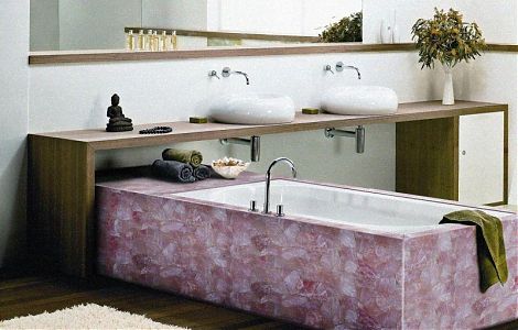 Pink Quartz в отделке ванной