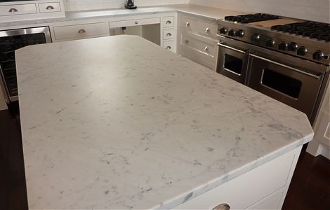 Cтолешница из мрамора Bianco Carrara