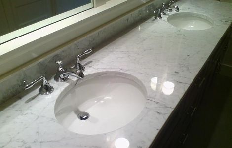 Столешница из Bianco Carrara