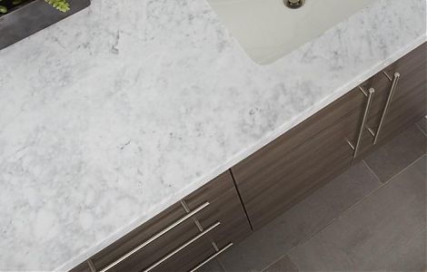 Столешница из легендарного мрамора Bianco Carrara изображение 1