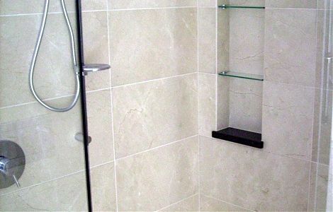 Элегантное решение для ванной - отделка мрамором изображение 2