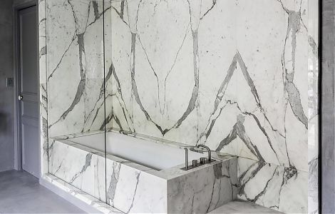 Мрамор Calacatta Vagli в дизайне ванной комнаты изображение 1